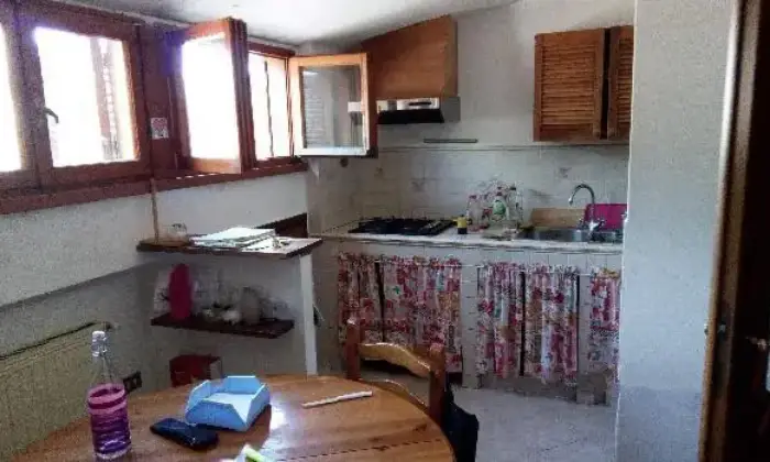 Rexer-LAquila-Trilocale-luminoso-CUCINA