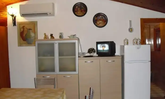 Rexer-Caramanico-Terme-Bilocale-ristrutturato-SALONE