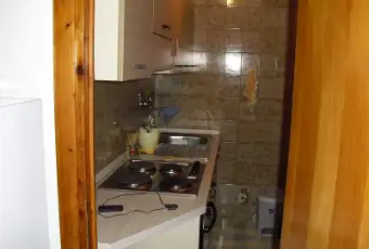 Rexer-Caramanico-Terme-Bilocale-ristrutturato-CUCINA