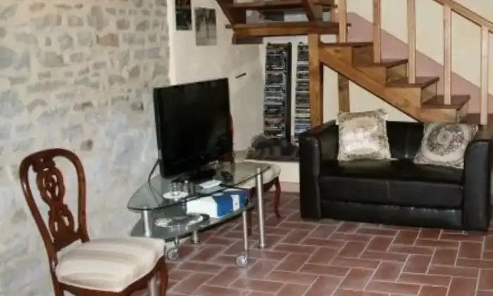 Rexer-Cortona-Trilocale-arredato-SALONE