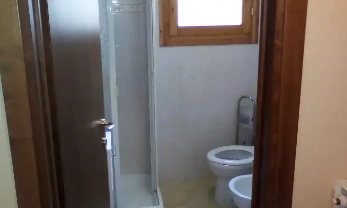Rexer-Cutigliano-Attico-luminoso-BAGNO