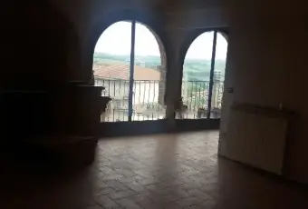 Rexer-Montepulciano-Trilocale-panoramico-SALONE