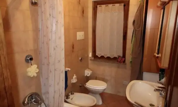 Rexer-Castione-della-Presolana-Villa-su-piani-indipendenti-BAGNO