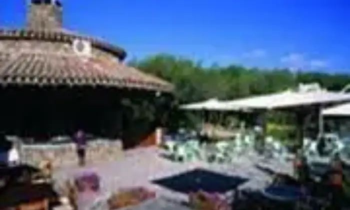 Rexer-Olbia-SARDEGNA-COSTA-SMERALDA-RESIDENCE-NURAGHE-agosto-ALTRO